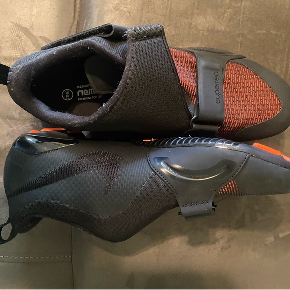 Nike Men's Superrep Cycle
Red and Black Cycling Shoes - Picture 2 of 7